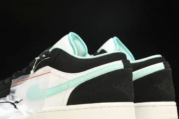 Rep Kickmax CQ9828-131 1 Air Jordan Low Green Island 0324
